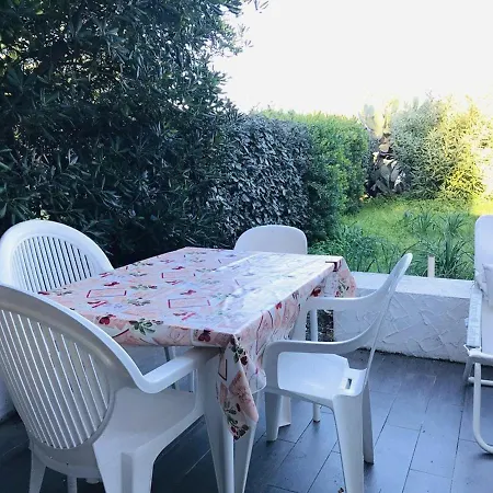 Cosy Avec Terrasse, Proche Plage, 2 Couchages A - Fr-1-63-290 Lumio (Corsica)